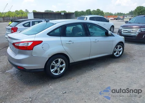 2013 Ford Focus Se z USA, uszkodzony, nr VIN 1FADP3F2XDL193629